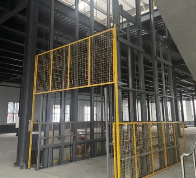 铜官请详细介绍一下货梯安装在室外的维护方法